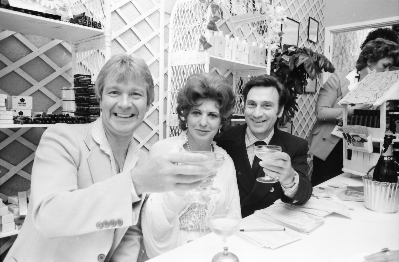 Elsie is in town.(4 of 6)