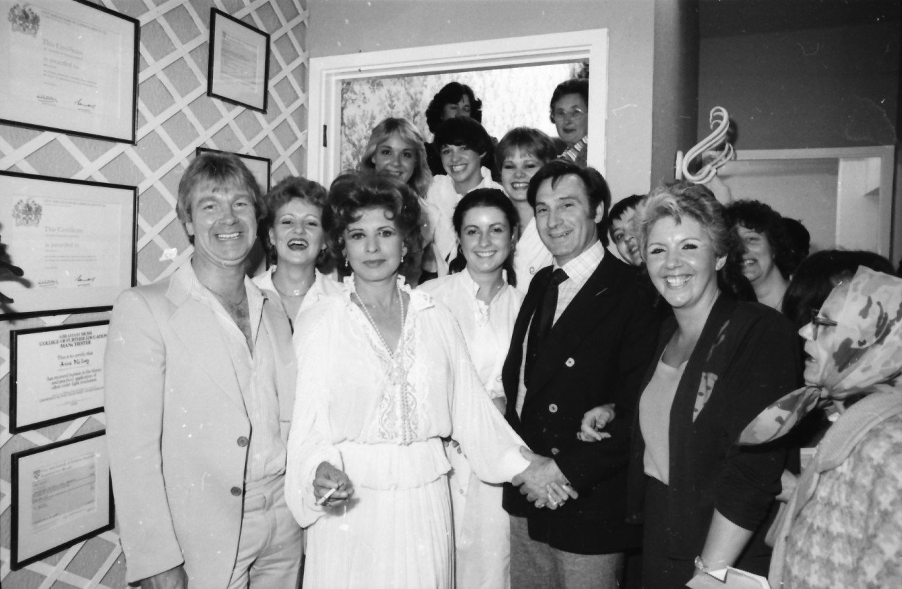 Elsie is in town.(5 of 6)