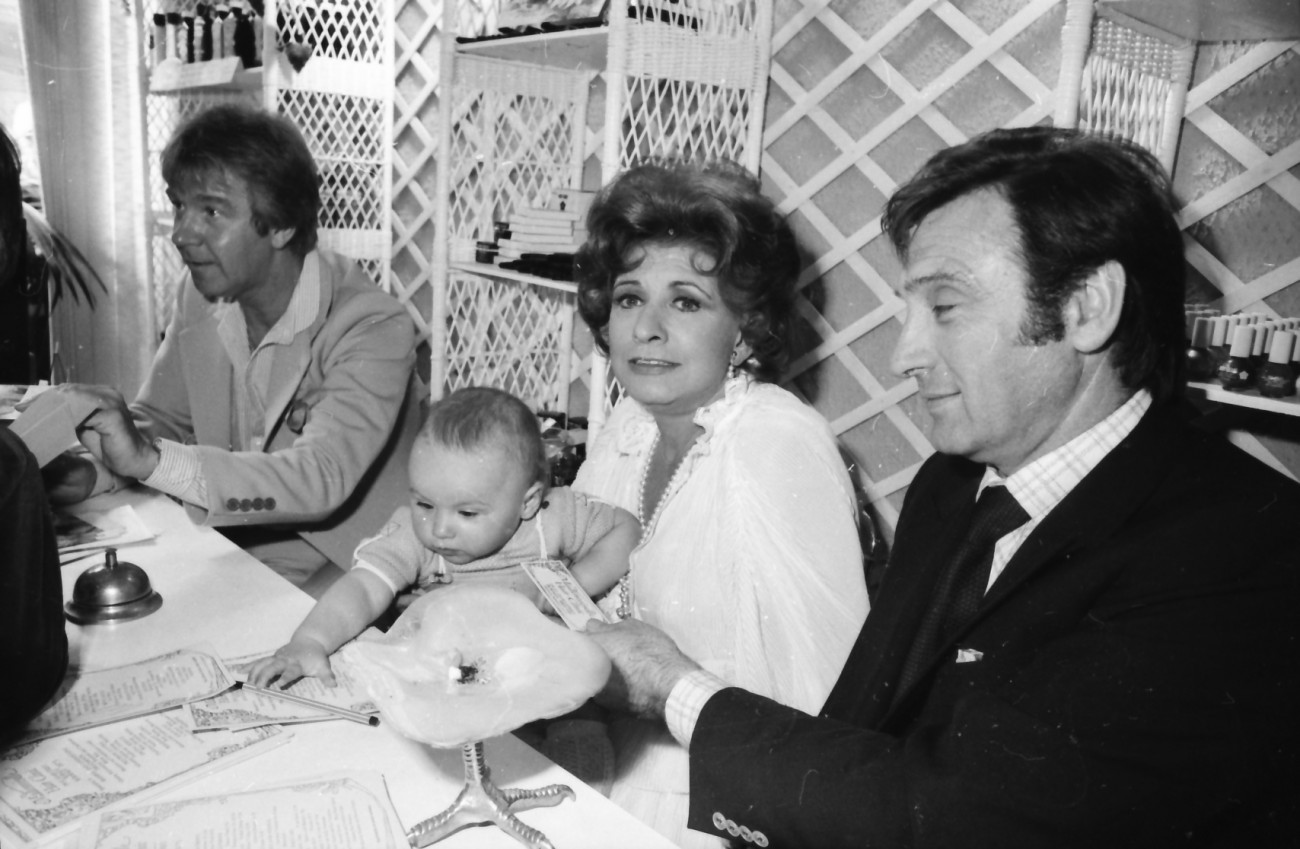 Elsie is in town.(6 of 6)